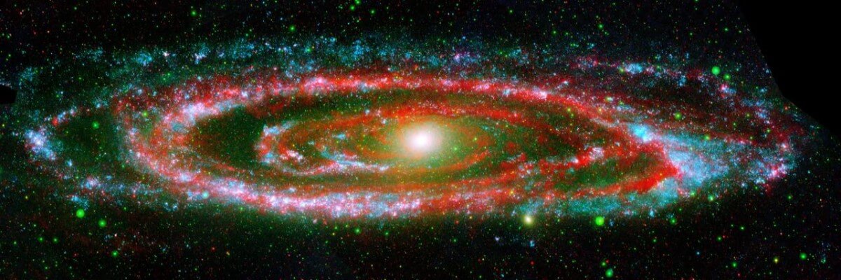 A incrível galáxia de Andrómeda